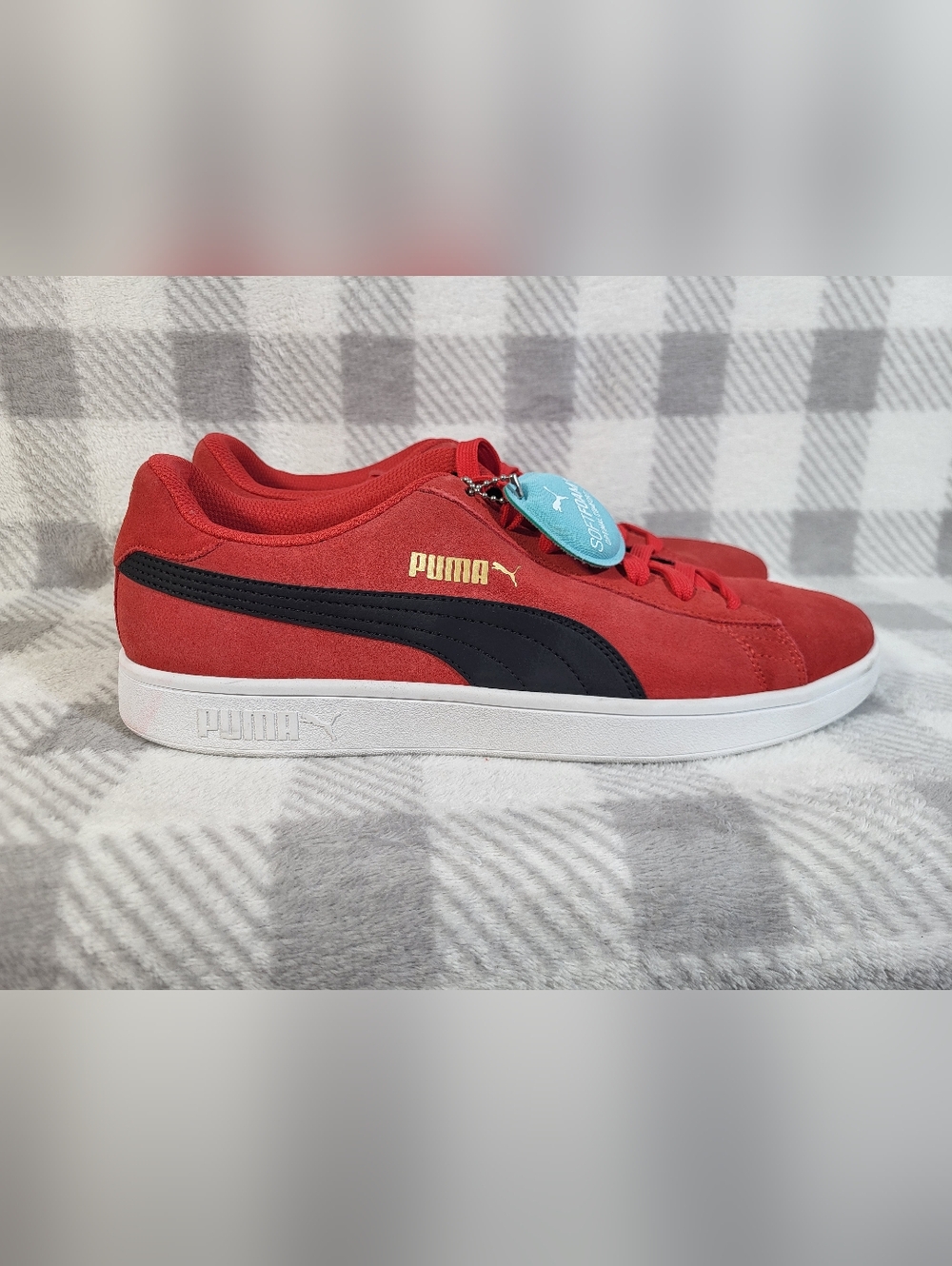 Men's Size 11.5 PUMA Red Suede Black White Low Top Sneakers Athletic - Picture 2 of 10